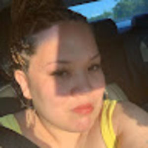 Meet your Posher, Monique